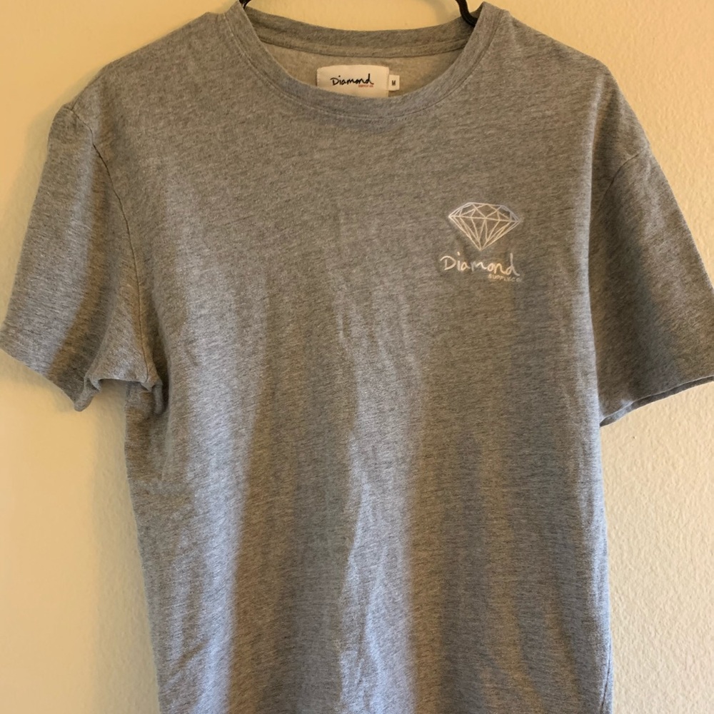 Diamond Supply Co. gray short-sleeved shirt